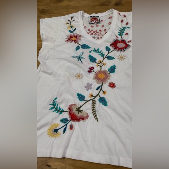 Johnny Was Grace Flutter Sleeve Tee - Picture 2 of 5